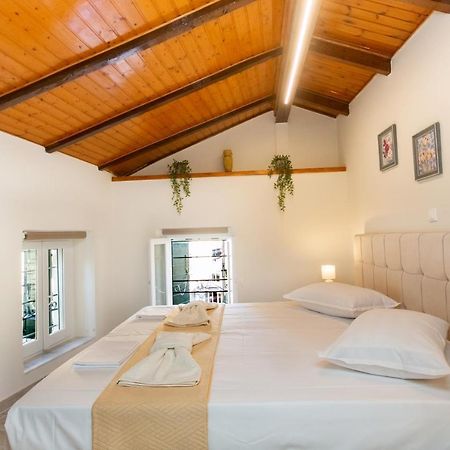 Odisseus Old Town Apartment Korfu Dış mekan fotoğraf