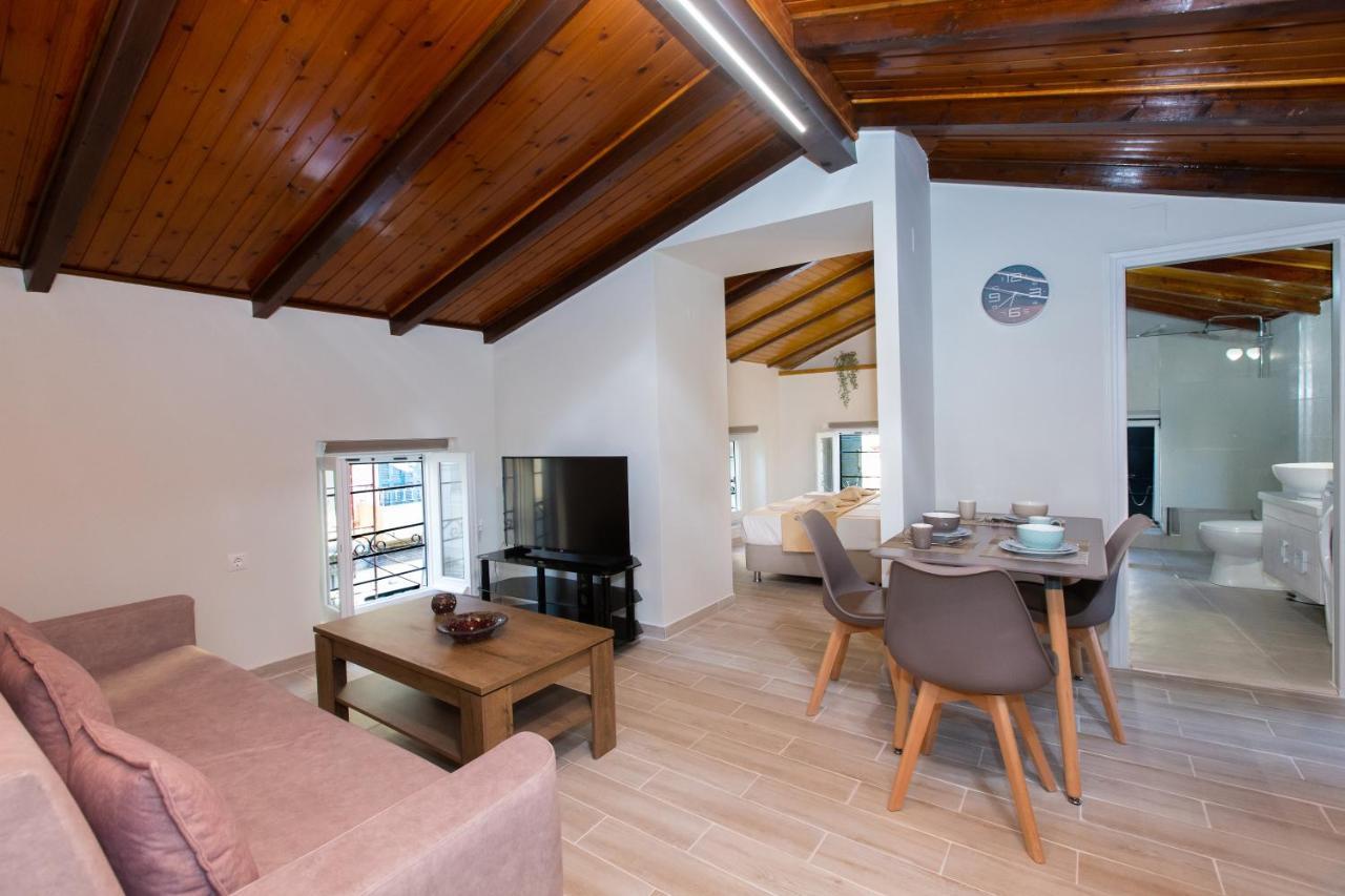 Odisseus Old Town Apartment Korfu Dış mekan fotoğraf